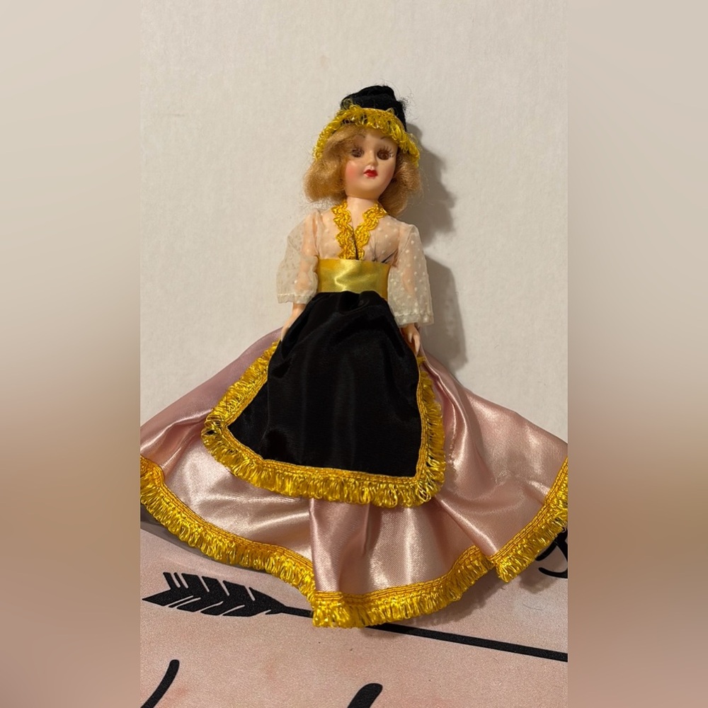 Vintage Sweden Sleepy Eyed Dolls of the World 1960’s